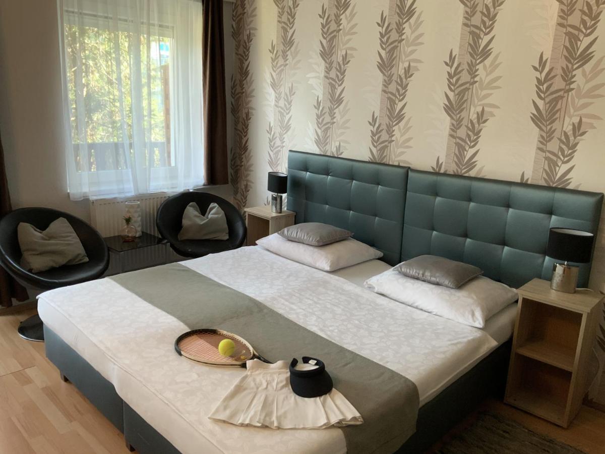 Oleander Apartman Hévíz Esterno foto